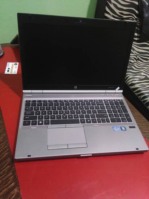 HP Elitebook 8560p Core i5 with 4GB Ram 320GB Hard 7