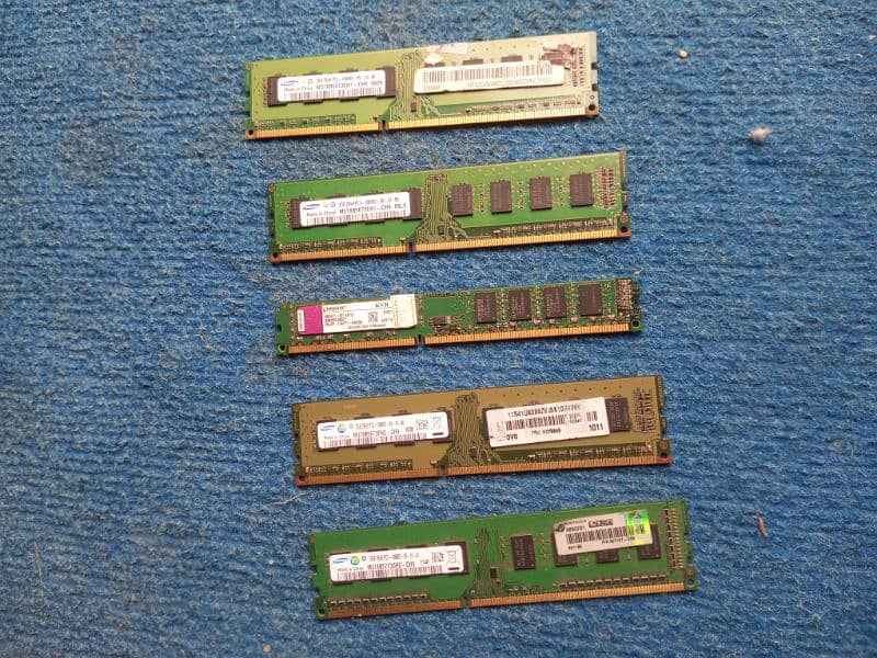 Pc Rams ddr3 2gb and 4gb in stock here, Call Now 1