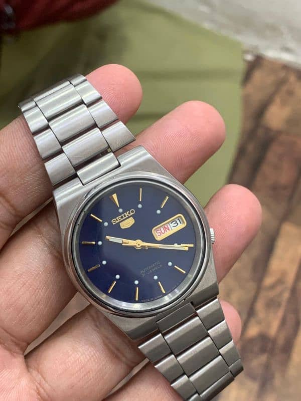 Seiko 5 watch 1