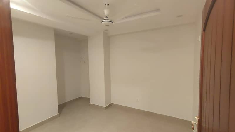 1 Bed Spacious Apartment Available For Rent 5