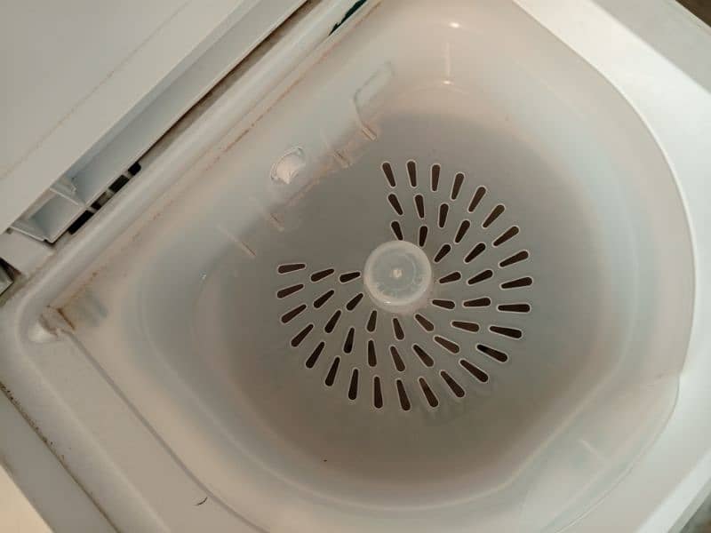 Washing machine 4