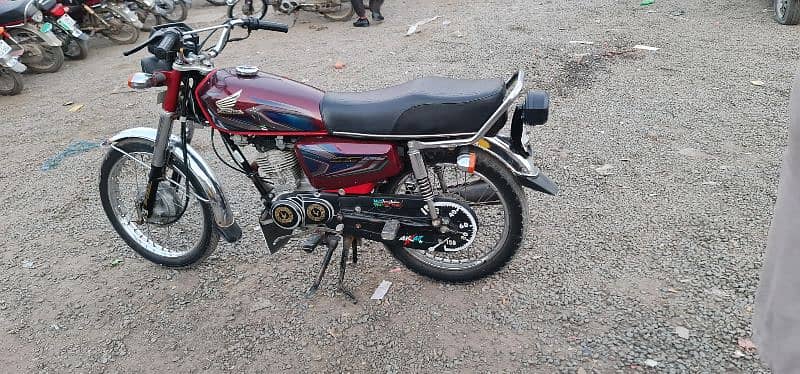 honda 125 2022 model 4