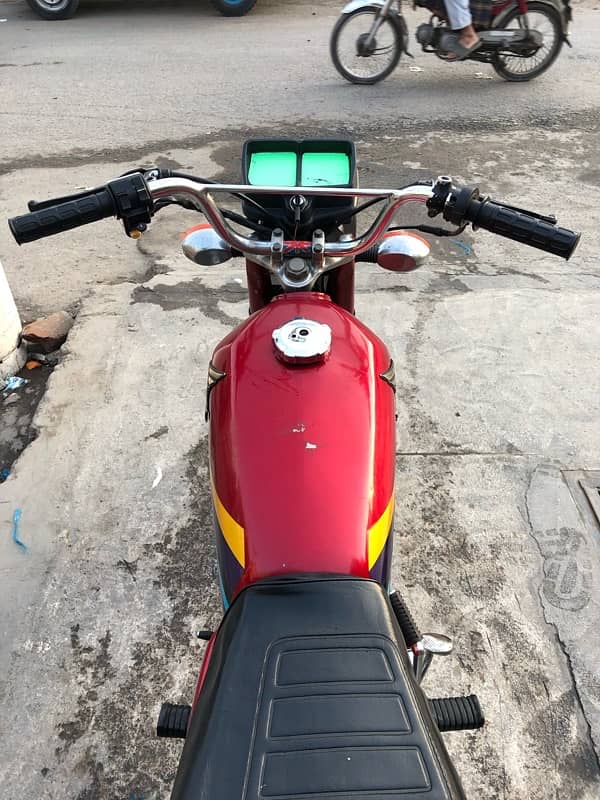 Honda CG 125 Model 2010 (Red Colour) 5