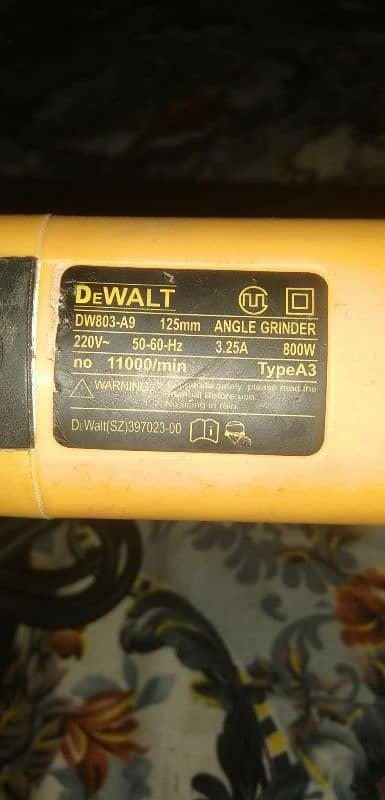 Dewalt dpc 3