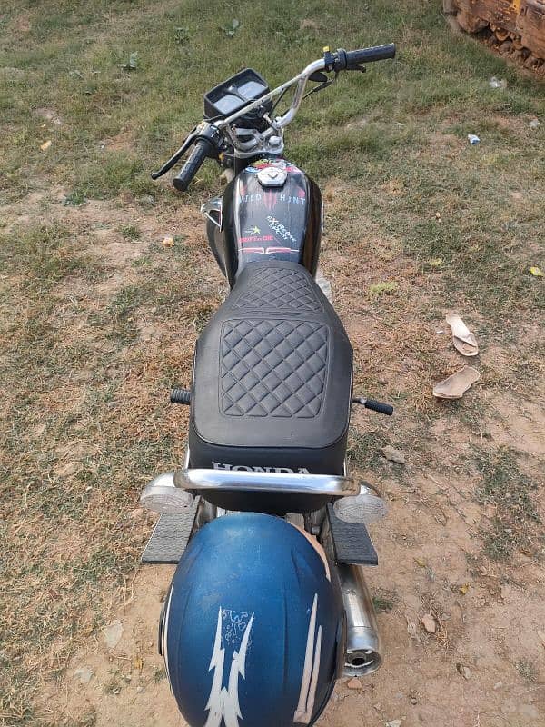 Honda 125 Sindh no argent sale 03185777040 Wats up No 10