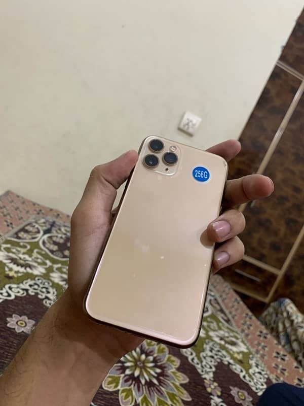 iPhone 11pro 256gb 4