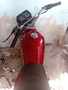 Cg 125 2023 Exchange  posble with Honda 70