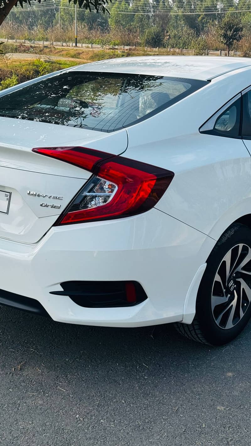 Honda Civic Oriel 2018 1.8 I-VTEC 9