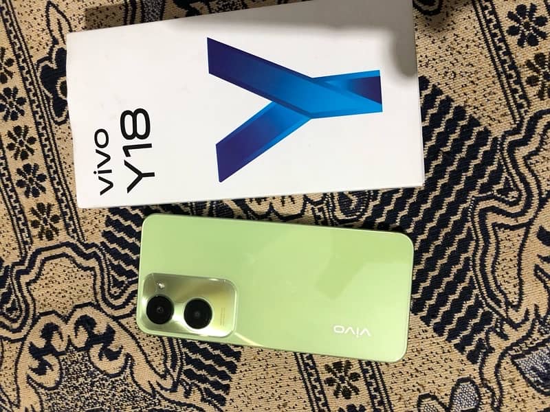 vivo y18 12 mon warrenty 10by10 with box and charger 0