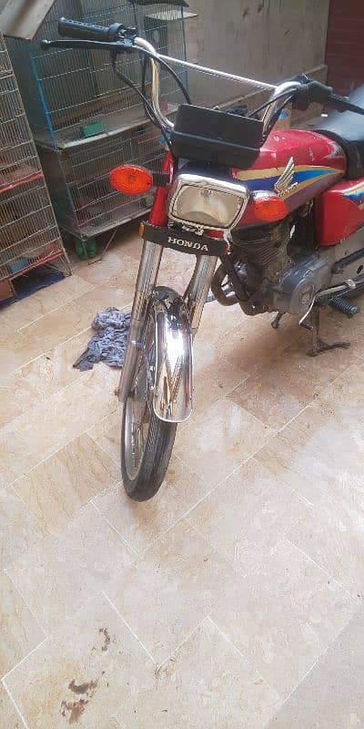 Honda 125 good condition 2