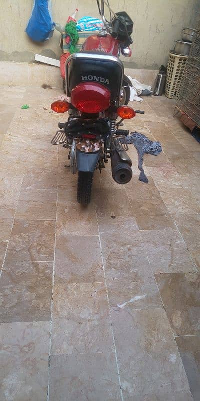 Honda 125 good condition 9