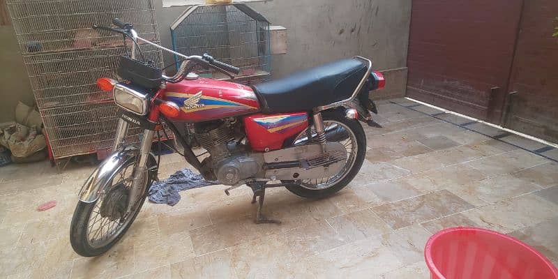 Honda 125 good condition 11