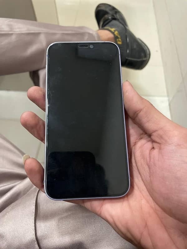 i phone 12 mini 6