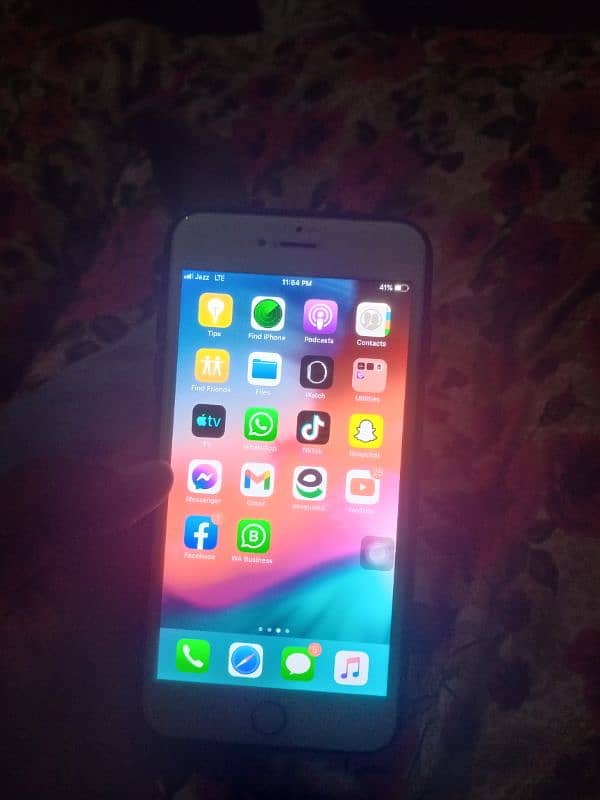 iPhone 6 plus 64GB  pta provide 7