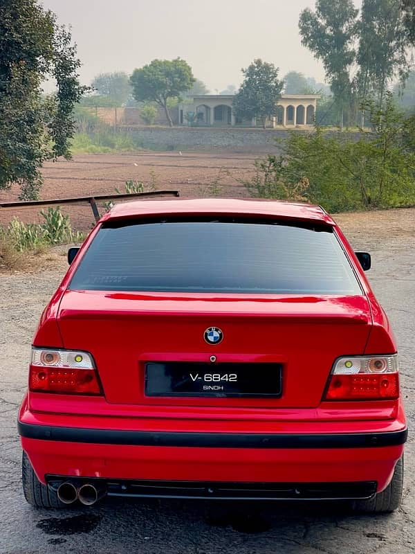 BMW 3 Series 1994 10