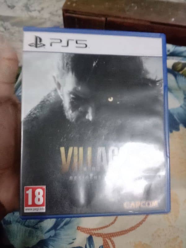 Resident Evil 8 Village Ps5, Resident Evil 3 Ps4 ( Read Description) 2