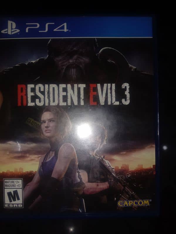 Resident Evil 8 Village Ps5, Resident Evil 3 Ps4 ( Read Description) 8