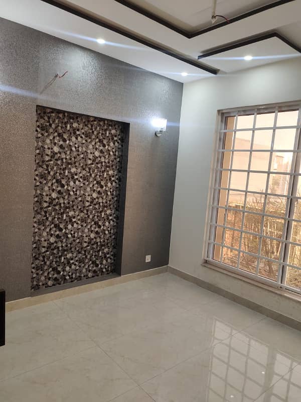 5 MARLA BRAND NEW HOUSE AVAILABLE FOR RENT IN DHA RAHBER 11 SECTOR 2 11