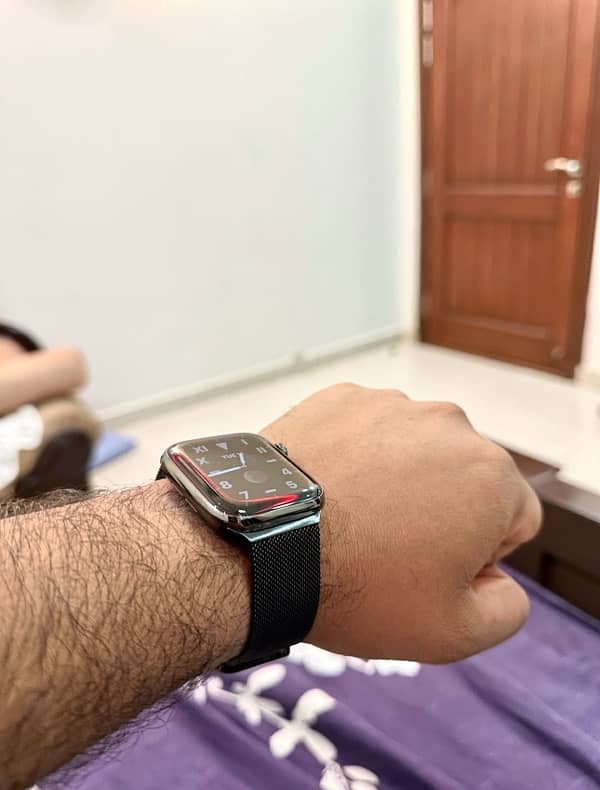 Apple watch series 6 stainless steel 1