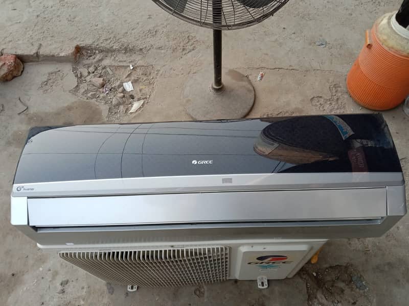 Gree 1.5 Ton Heat & Cool/1.5 Ton Ac for sale 0