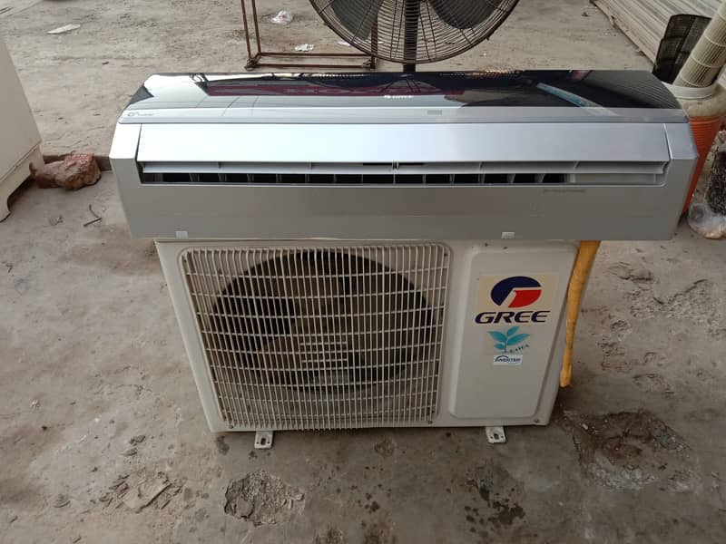 Gree 1.5 Ton Heat & Cool/1.5 Ton Ac for sale 1