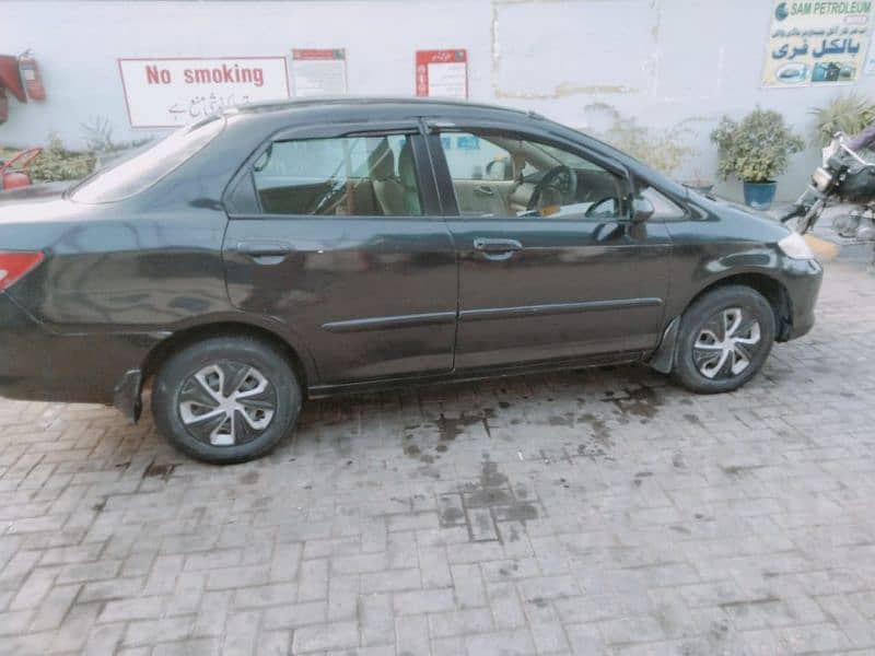 Honda City IDSI 2004 6