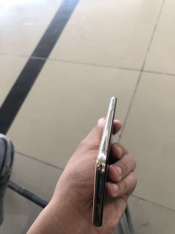 iPhone XS 256gb sim working 1