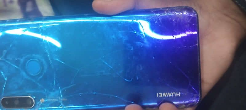 Huawei p30 lite. only back side dmg baki 10/10 5