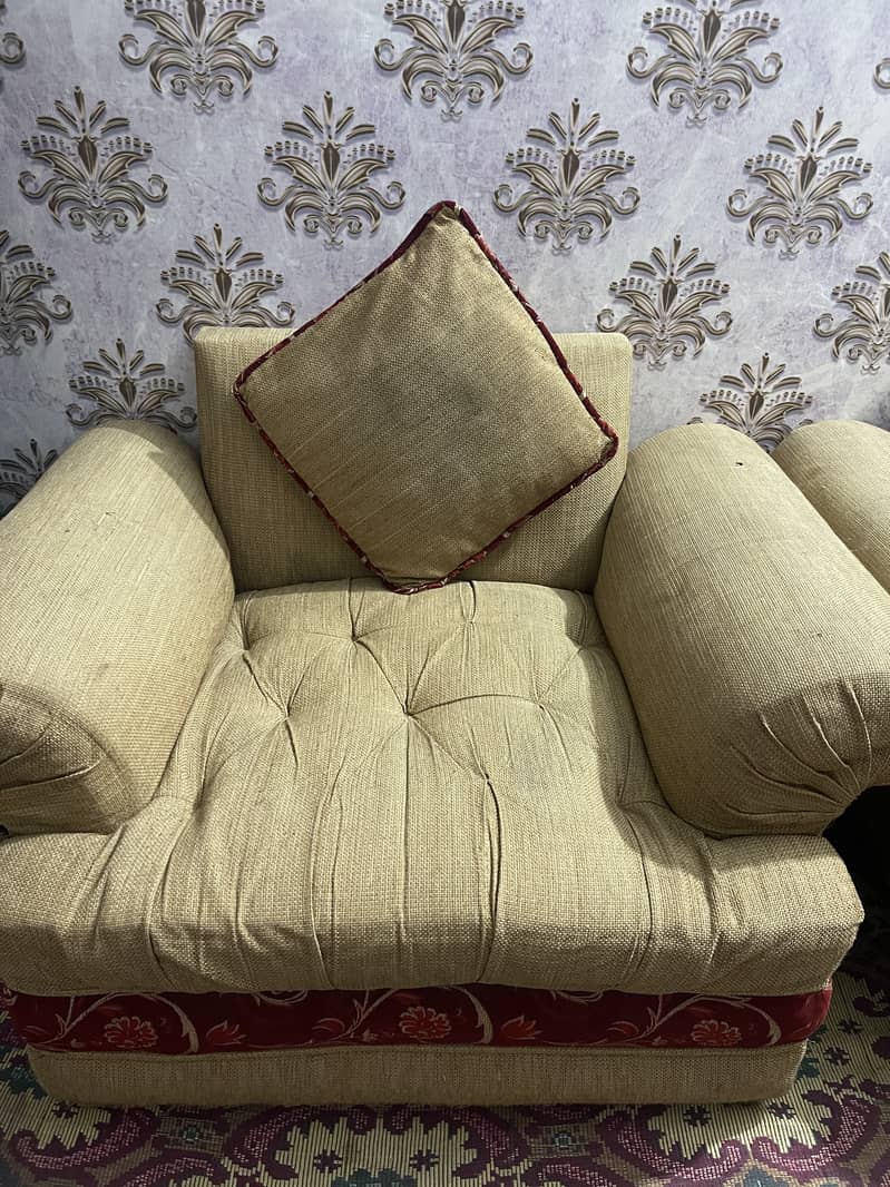 5 Seater Sofa Set Condition Good 2