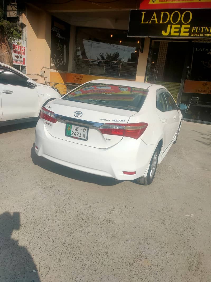 Toyota Corolla Altis Automatic 1.6 2017 Model 1