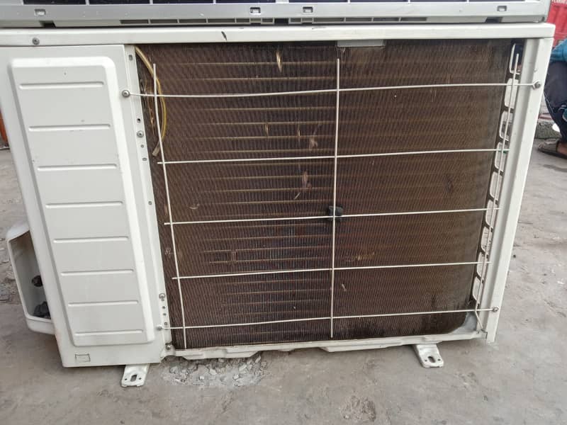 Gree 1.5 Ton Heat & Cool/1.5 Ton Ac for sale 2