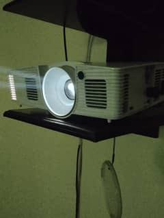 Acee Projector