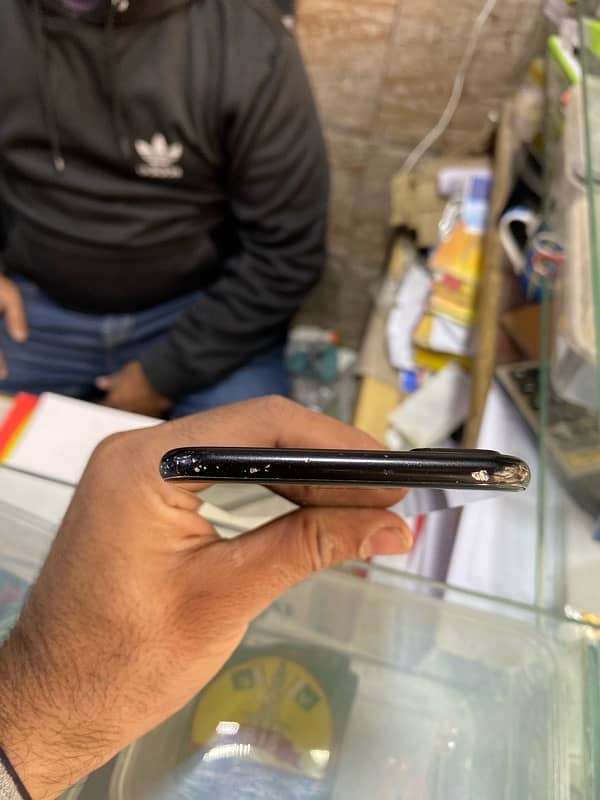 Iphone 7 plus 128gb pta approved 10