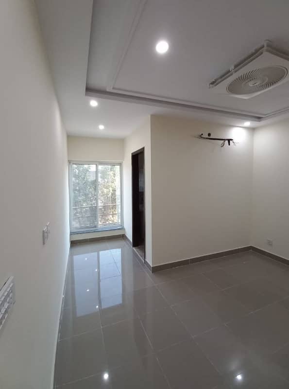 2 BED APARTMENT | AA BLOCK | FACING CANAL | NON FURNISHED | LIFT AVAILABLE 24/7 1