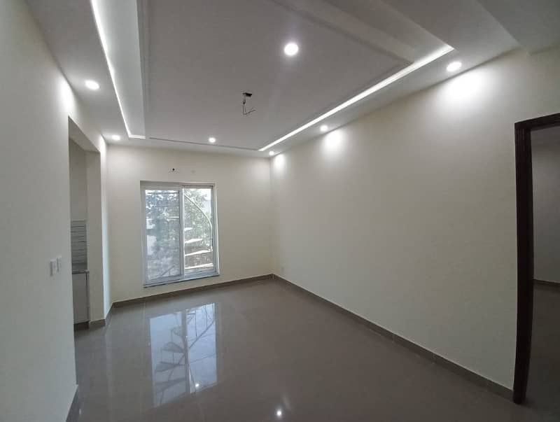 2 BED APARTMENT | AA BLOCK | FACING CANAL | NON FURNISHED | LIFT AVAILABLE 24/7 3