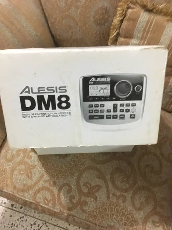 ALESIS DM-8  The Drum Processor 8