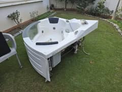 Apollo Jacuzzi