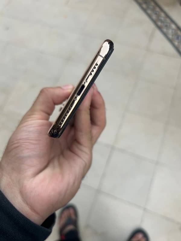 iphone xs max 3