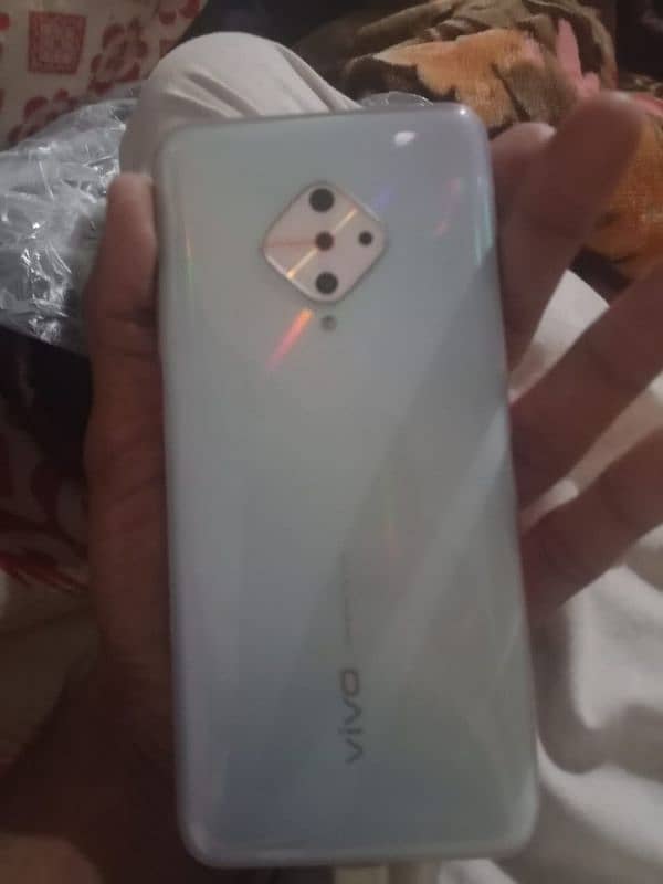 VIVO S1 PRO 0