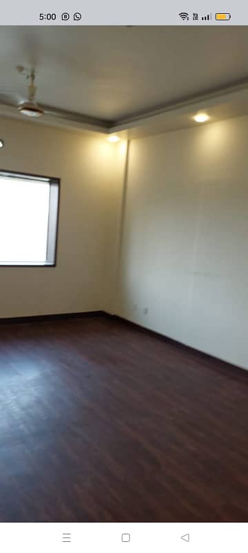 Spacious 4-Bedroom Apartment for Rent in Clifton Block 3, Karachi 9