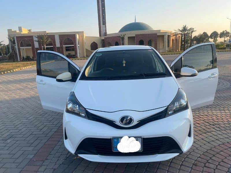 Toyota Vitz 2015 0