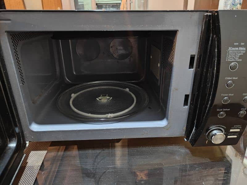 Dawlance Micro wave Oven 2