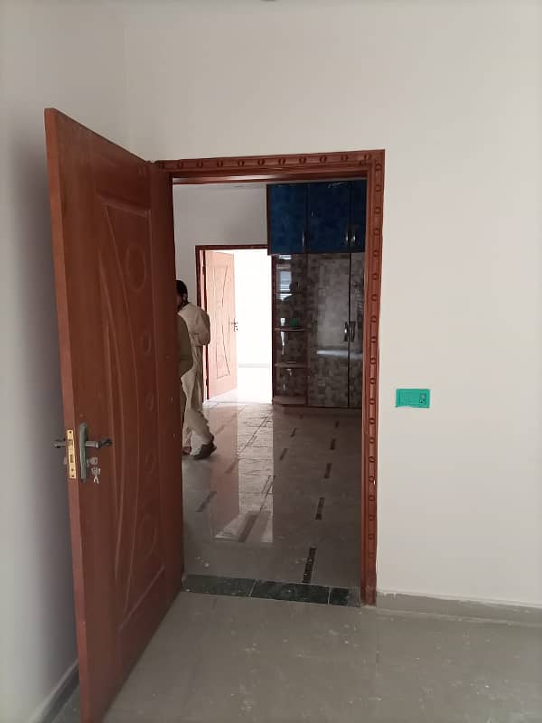 5 Marla Like New House For Sale In BOR Society, Johar Town, Lahore. 13