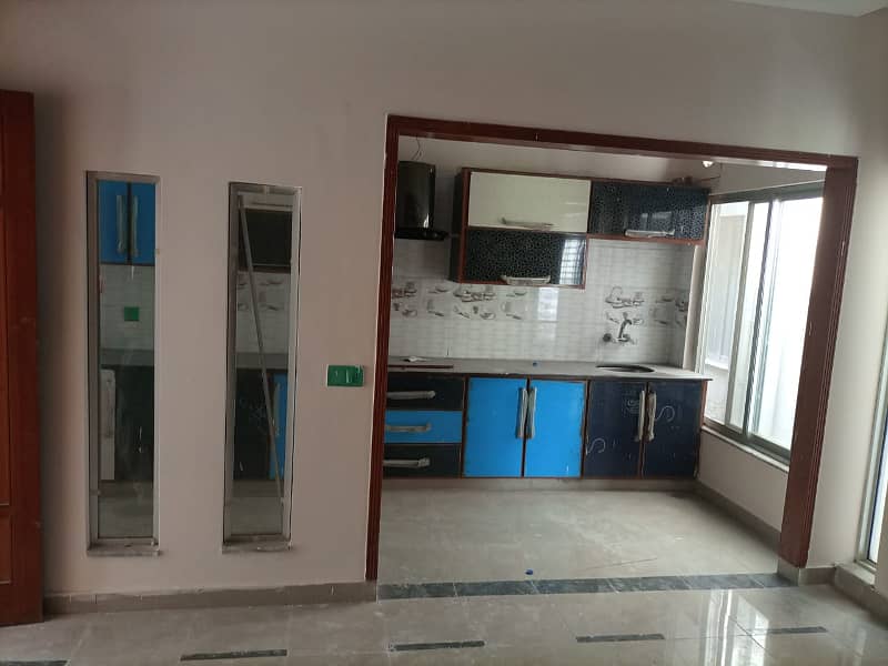 5 Marla Like New House For Sale In BOR Society, Johar Town, Lahore. 18