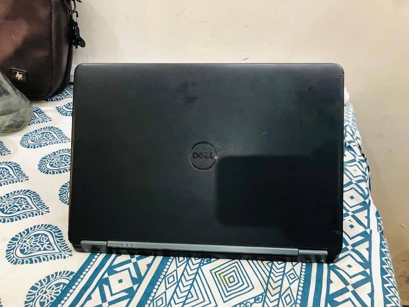 Dell Laptop is for Sale 3