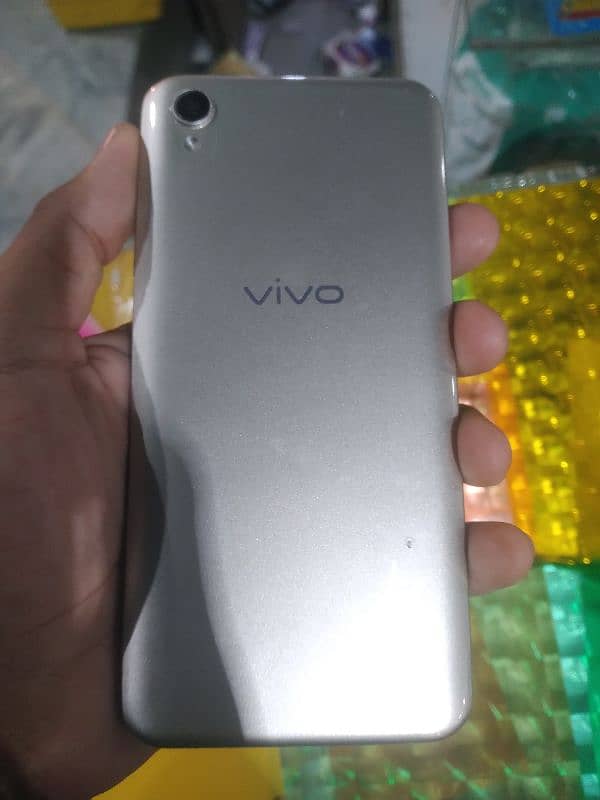 Vivo y90 2/32 4