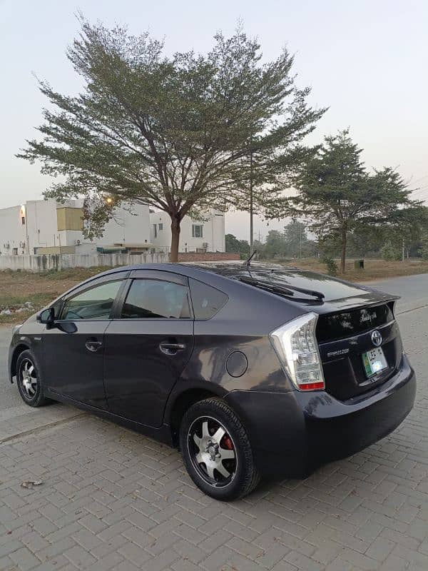 Toyota Prius 2011 Model/2014 Register 8