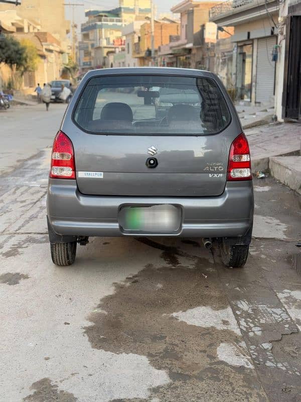 Suzuki Alto 2011 11