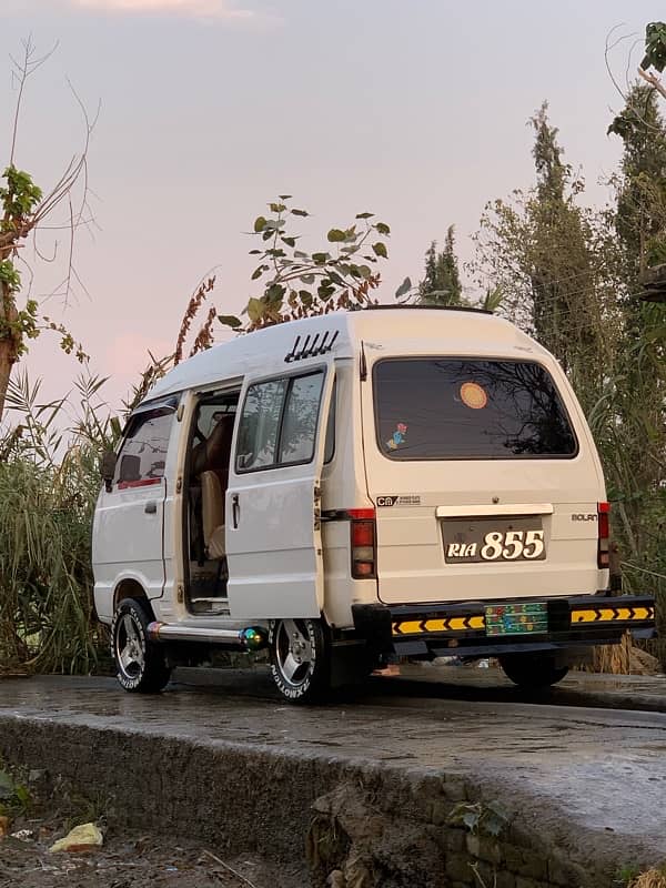 Suzuki bolan carry 2018 model 4