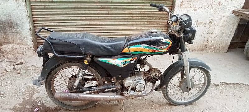 Unique Bike 70CC all okay my contact number 03160010796 0